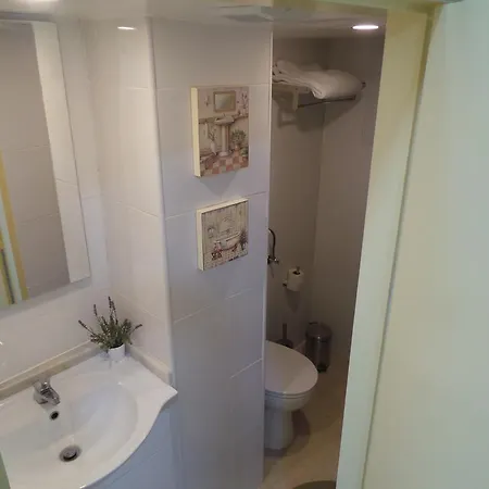 Barracao De Alfama דירה